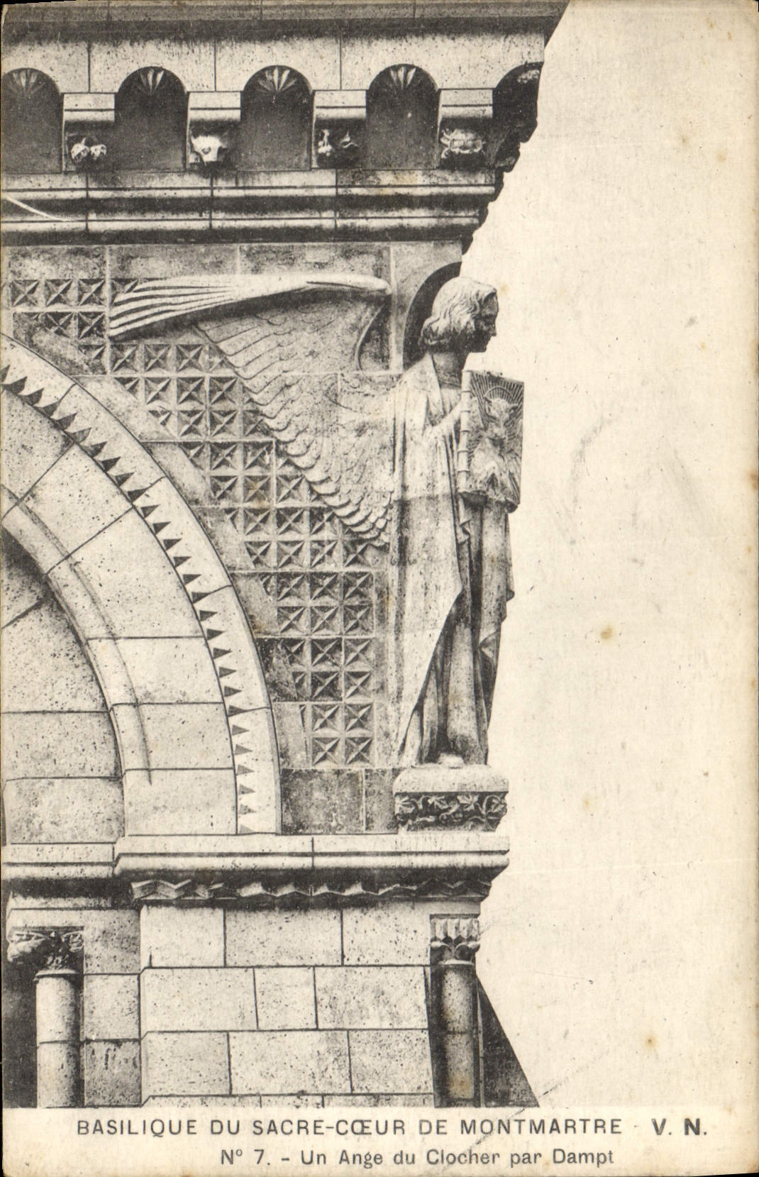 CPA Basilique du Sacre Coeur de Montmartre Un ange du Clocher par Dampt 