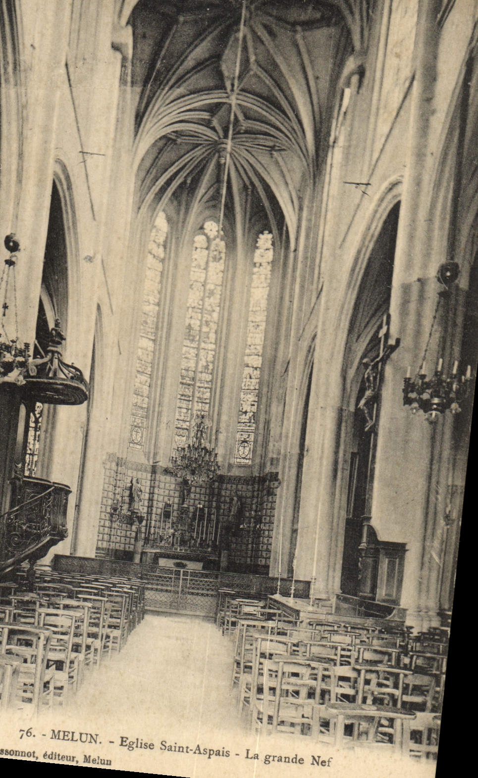 CPA Melun Eglise Saint Aspais La Grande Nef