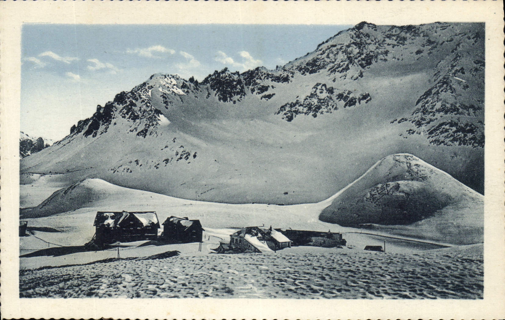 Dauphiné - Le Lautaret en hiver — Les Hôtels et le Combeynot — éditeur Dauphiné, n°05