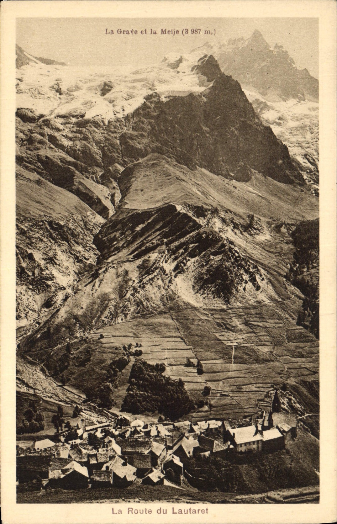 CPA Le Route de Lautaret la Grave et la Meije (3287 m)