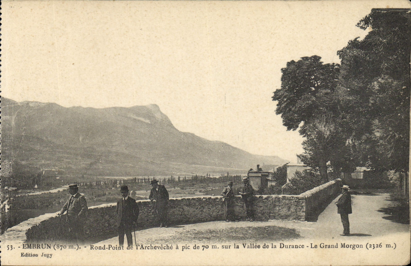 CPA Embrun ( H A) (870 m) Rond de l'Archeveche a pic de 70 m sur la vallee de la Durance Le Grand Mo
