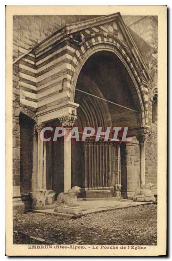 CPA Embrun ( H A) Le Porche de l'Eglise