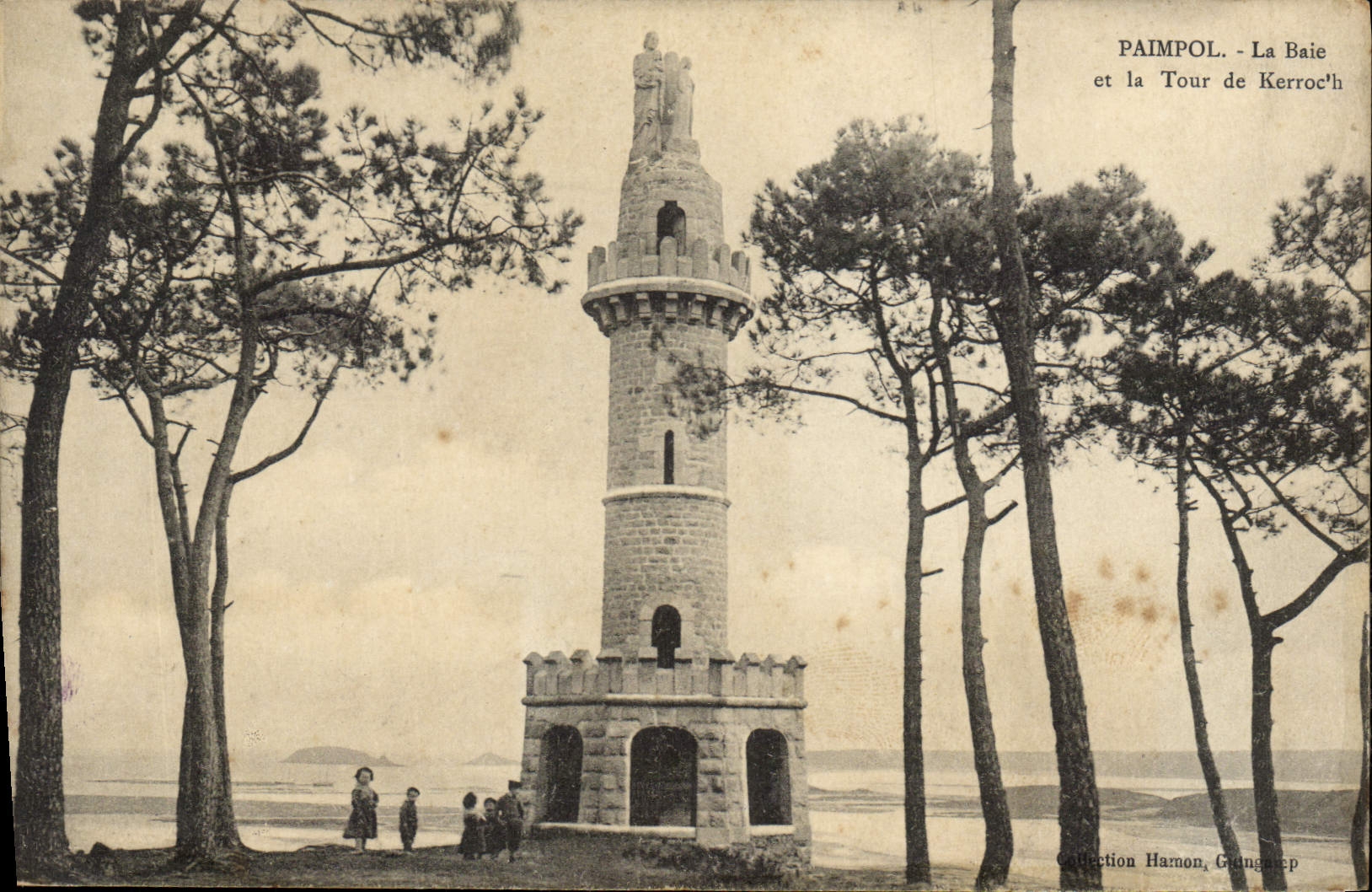 CPA Paimpol La Baie et la Tour de Kerroch
