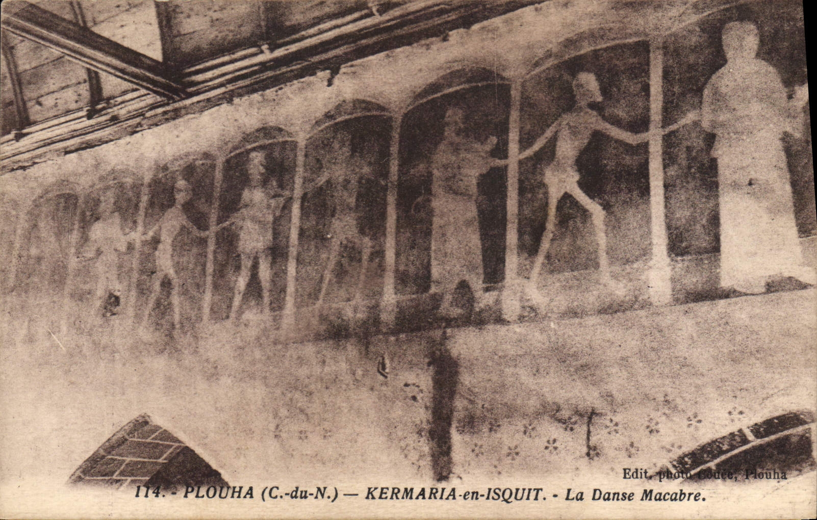 Kermaria-en-Isquit — La Danse Macabre — Edit. photo Coudès, Plouha