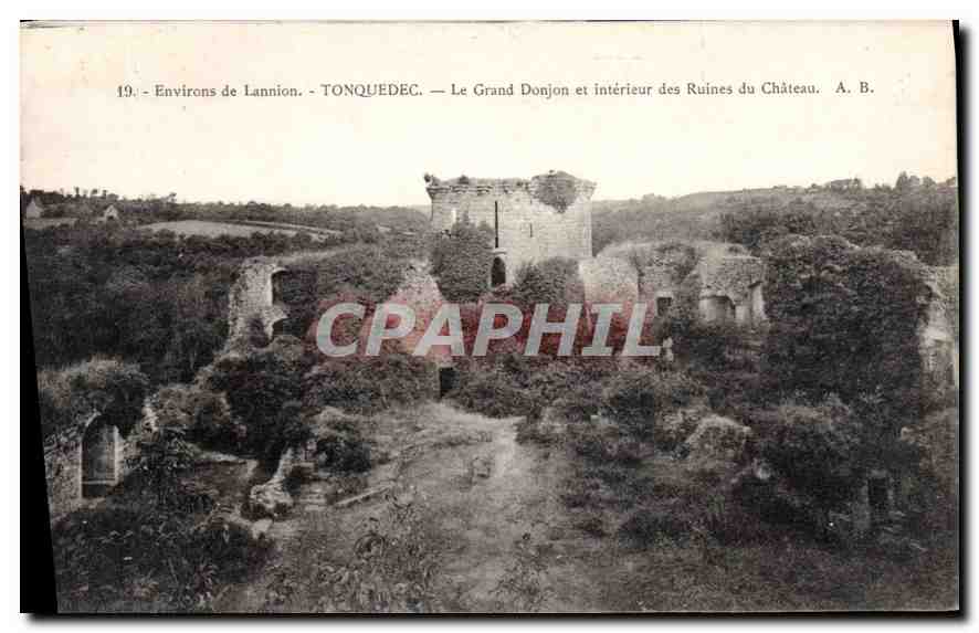 Environ de Lannion — Le Grand Donjon et intérieur des Ruines du Château — A. B.
