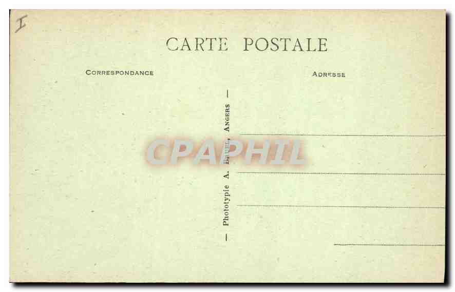 Tonquedec — Le grand Donjon et intérieur des Ruines du Château — A. B. — Verso