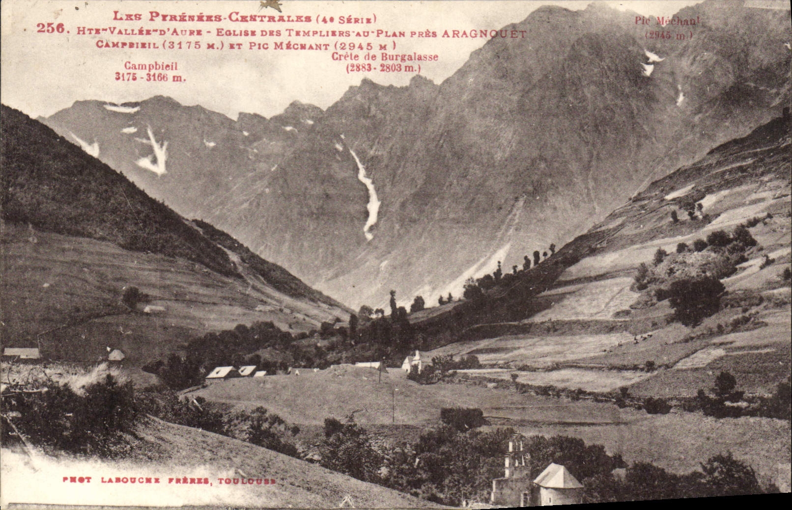 Zentrale Pyrenäen (4. Serie) — Ansicht der Berge mit der Templerkirche bei Aragnouet — Phot Labouche Frères, Toulouse