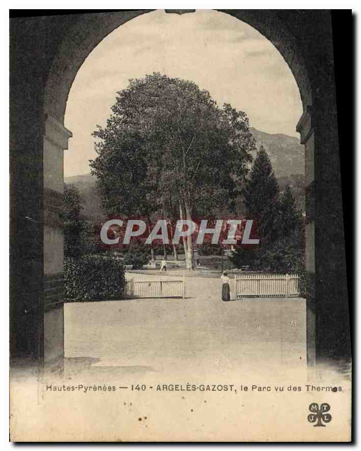 Argelès-Gazost, le Parc vu des Thermes — Hautes-Pyrénées — 140 — éditeur MIT