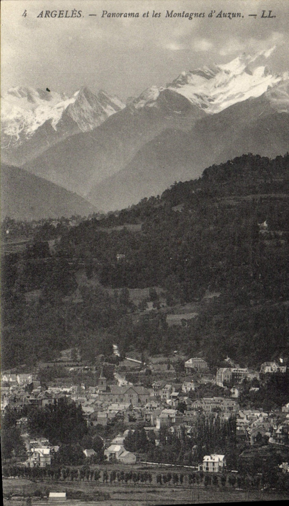 Argelès — Panorama et les Montagnes d'Auzun — LL.