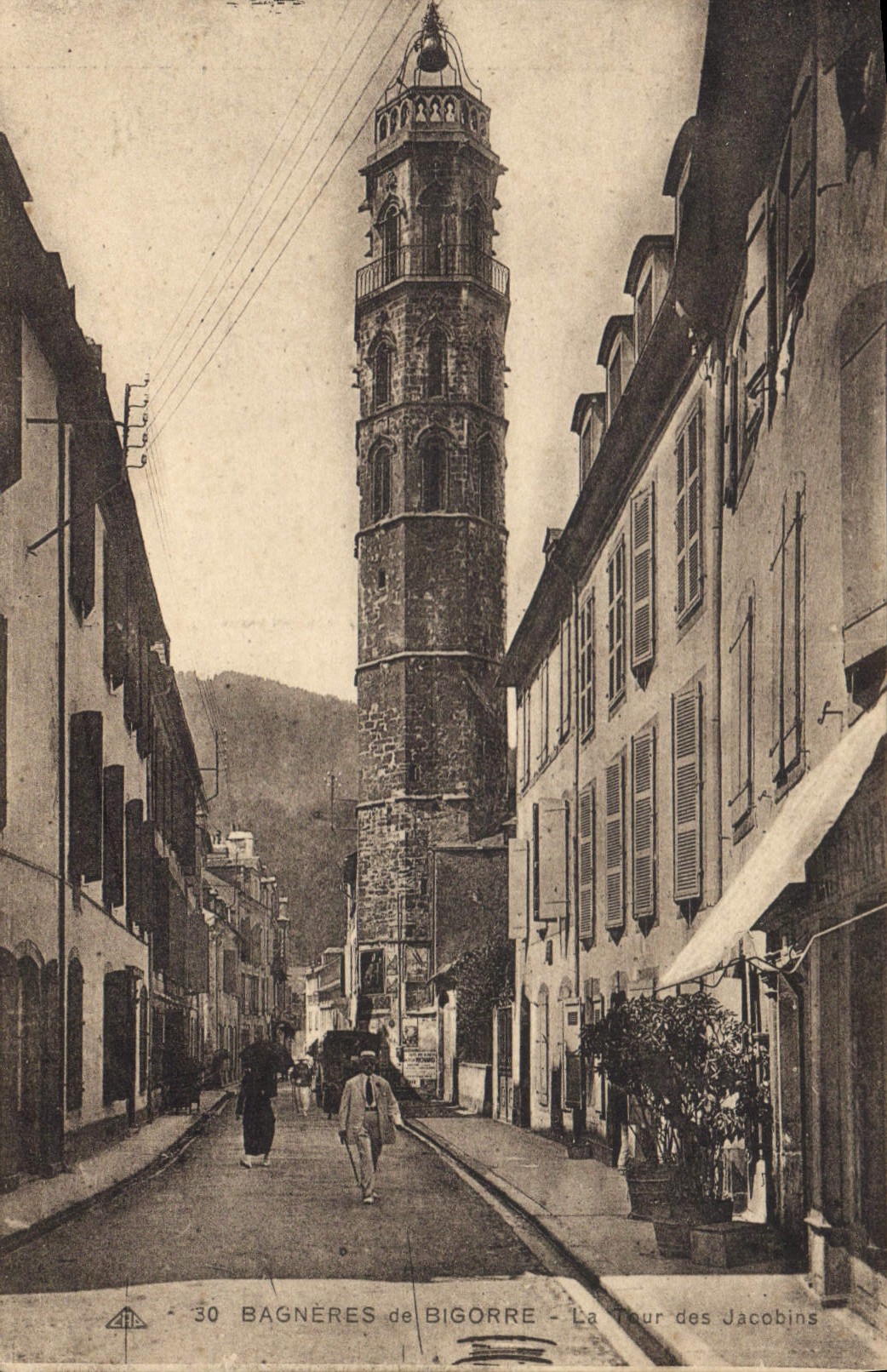 Bagnères-de-Bigorre — La Tour des Jacobins — Éditeur : 3e Alsacienne des Arts Décoratifs