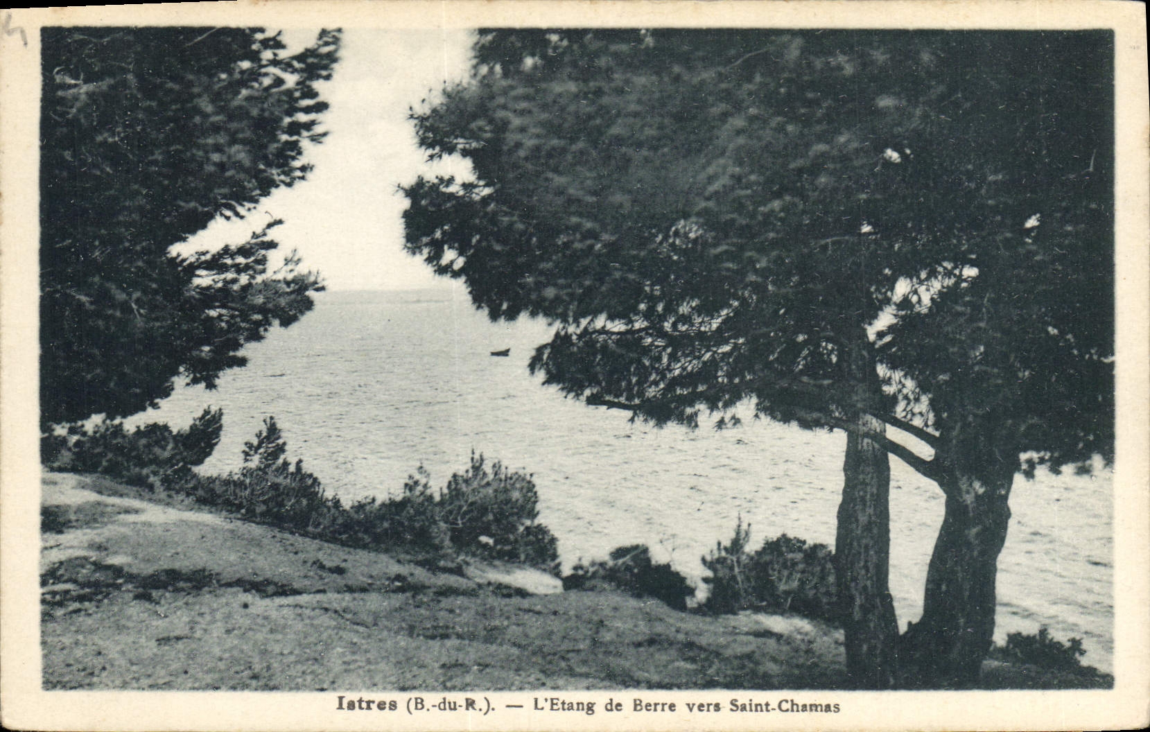 CPA Istres (B du R) Etang de Berre vers Saint Chamas