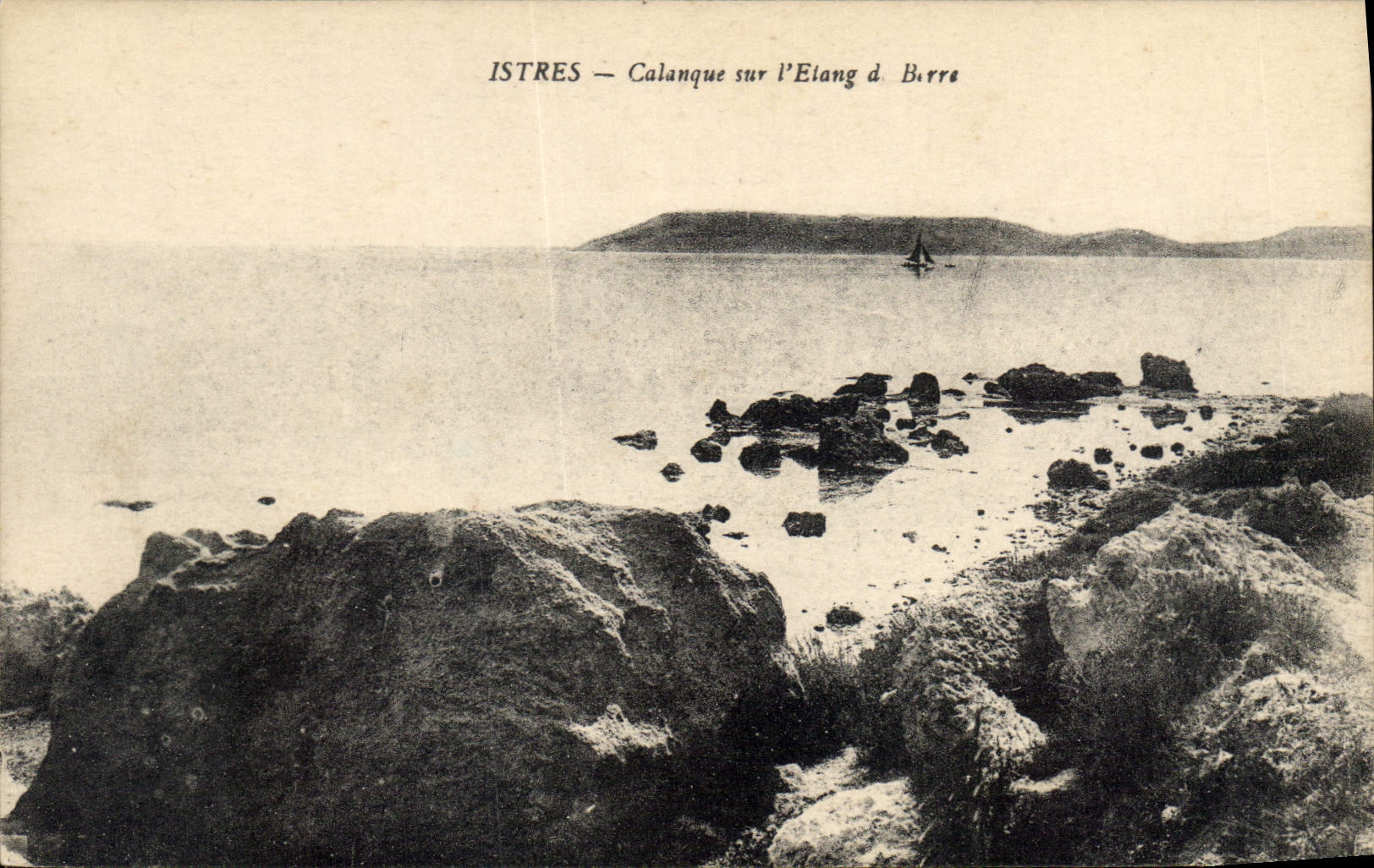 CPA Istres Calanque sur l'Etang de Berre