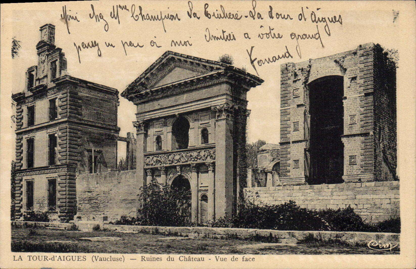 LA TOUR-D'AIGUES (Vaucluse) — Ruines du Château - Vue de face — Éditeur Cinq