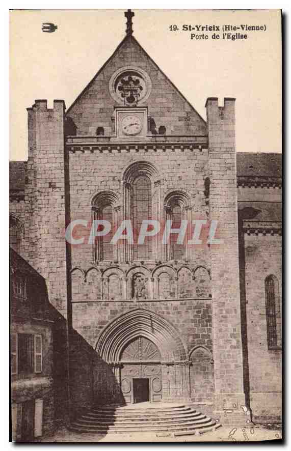 CPA St Yrieix (Hte Vienne) Porte de l'Eglise