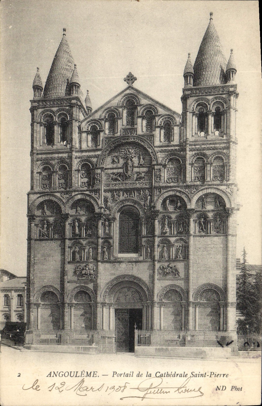 CPA Angouleme Portail de la Cathedrale Saint Pierre