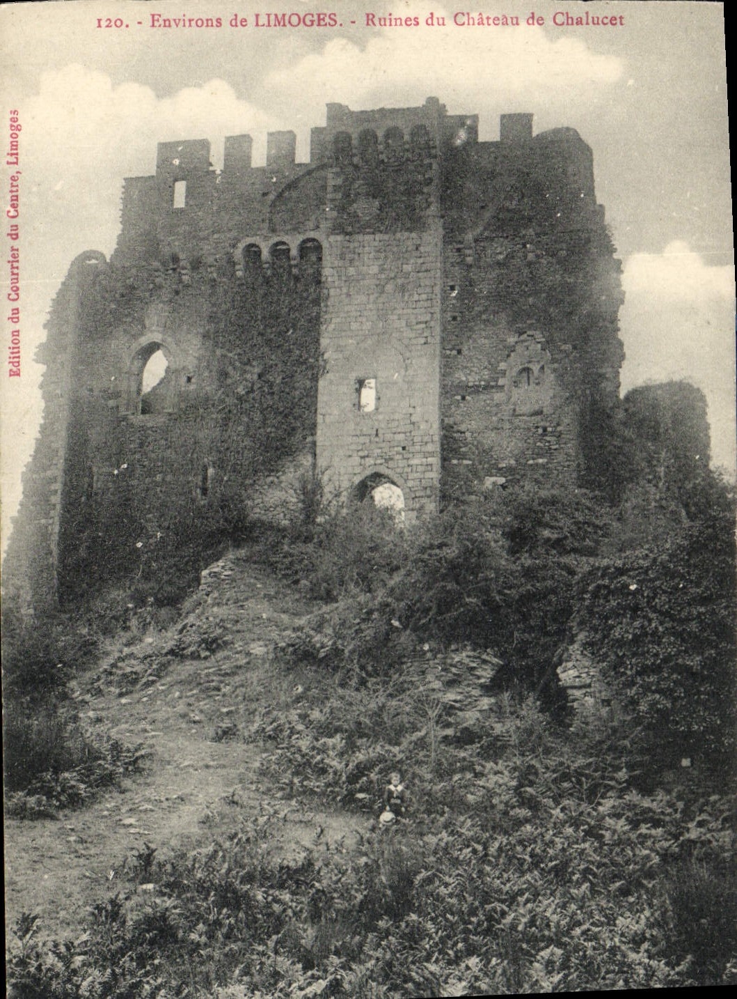 CPA Environs de Limoges Ruines du Chateau de Chalucet