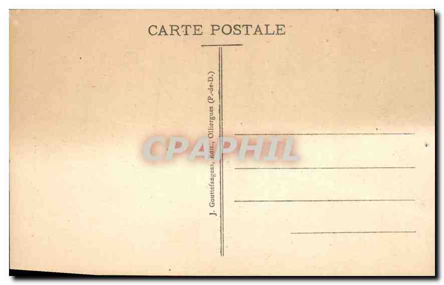 CPA L'Auvergne Thiers Place du Piroux — Rückseite