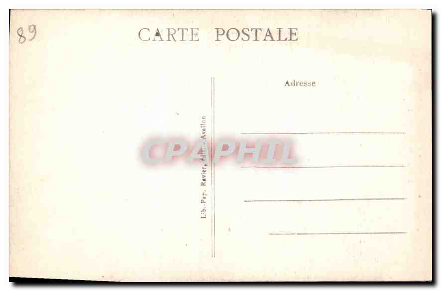 Tour Ronde du Château - Ancien Château Féodal - Vault-de-Lugny — Reverso