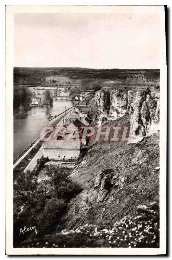 CPA Les Rochers du Saussois (Yonne)