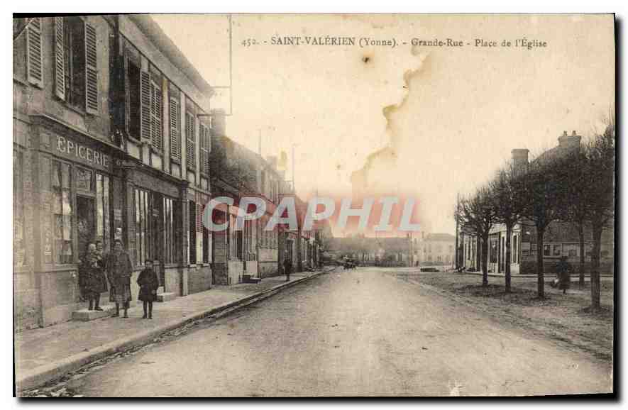 CPA Saint Valerien Yonne Grand Rue Place de l'Eglise Epicerie