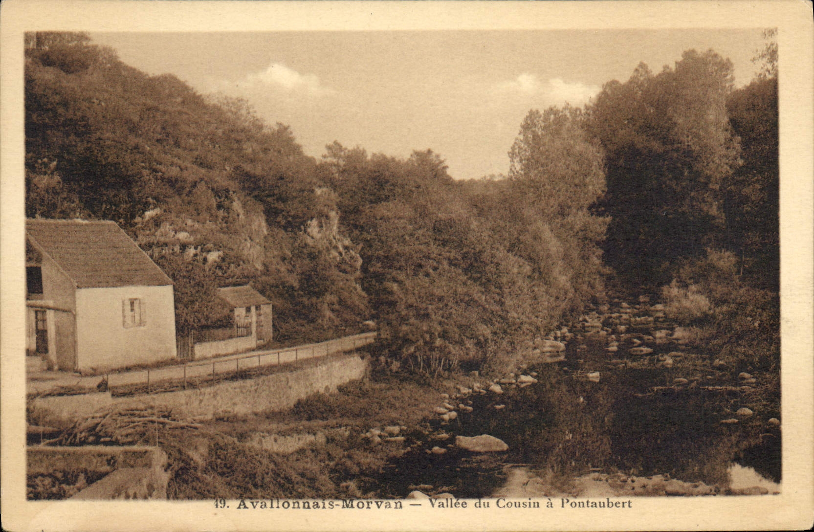 CPA Avallonnais Morvan Vallee du Cousin a Pontaubert 