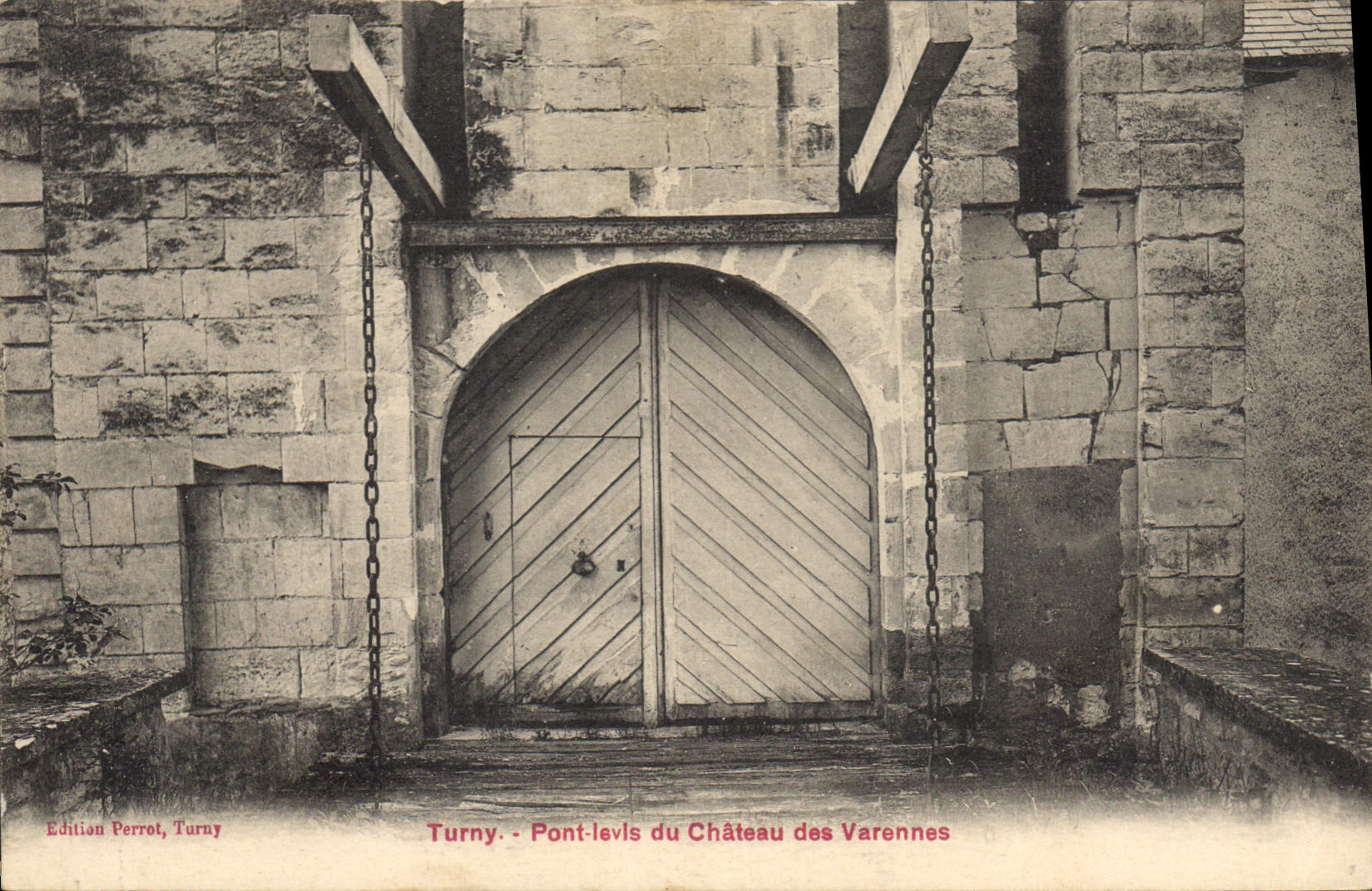 Turny - Pont-levis du Château des Varennes — Edition Perrot, Turny