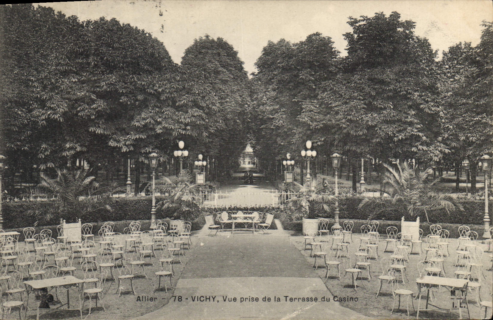 Vichy — Vue prise de la Terrasse du Casino — Allier - 78 — Allier