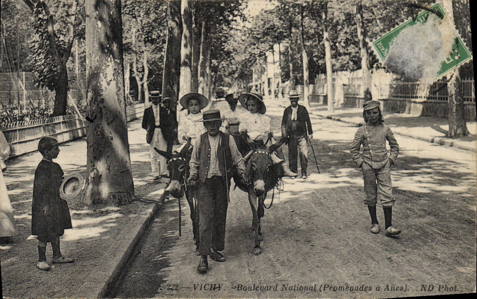 Boulevard National — Promenades à Ânes — ND Phol. — Vichy