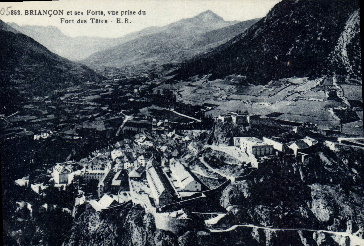 Briançon et ses Forts — vue prise du Fort des Têtes — E.R. — n° 05852