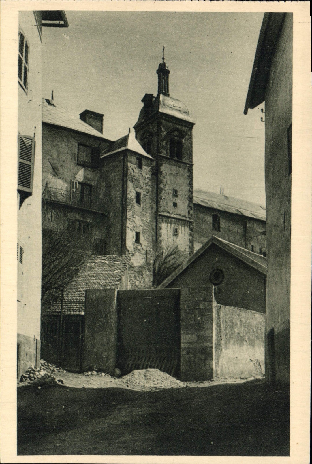 BRIANÇON — Rue de l'Hôpital et Église des Pénitents — Édition L. MAUICE