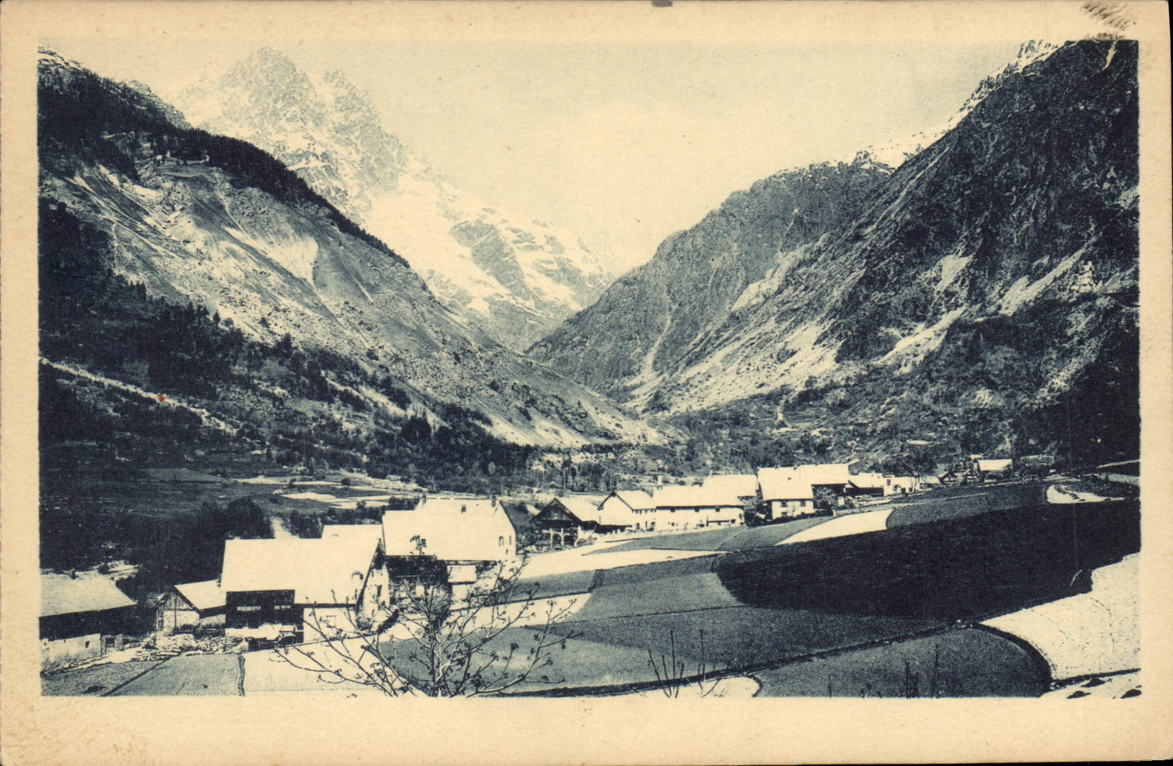 Dauphiné - PELVOUX (St-Antoine) — Vue générale et le Mont Pelvoux (3954 m.) — éditeur Mollaret-Grenoble