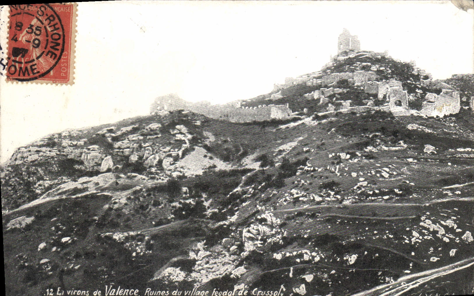 CPA Environs de Valence Ruines du Village feodal de Crussol 