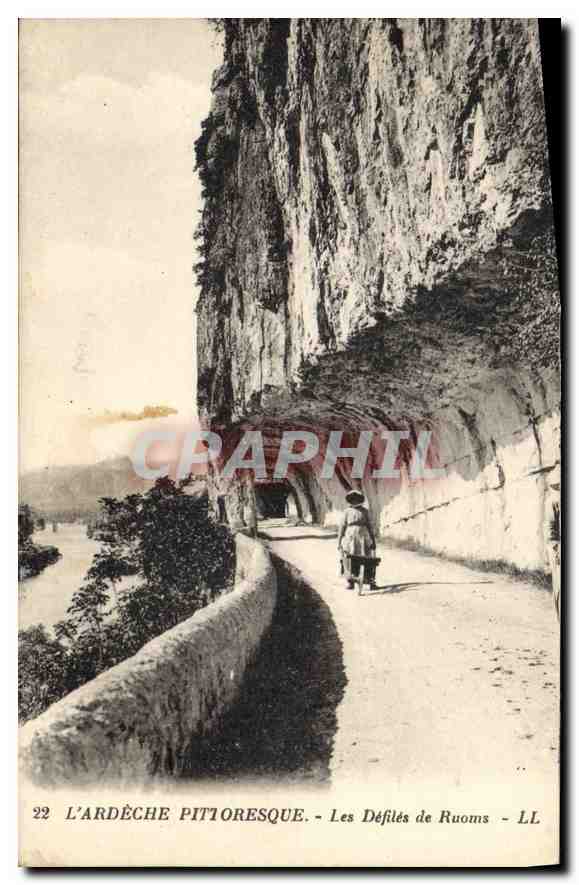 CPA L'Ardeche Pittoresque Les Defiles de Ruoms 
