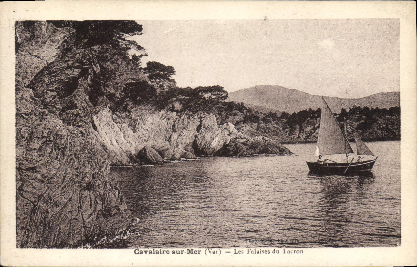 Cavalaire-sur-Mer (Var) — Les Falaises du Lacron — Photo Meïka La Cante