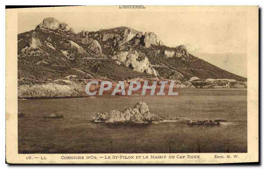 CPA Corniche d'Or Le St Pilon et le Massif du Cap Roux 