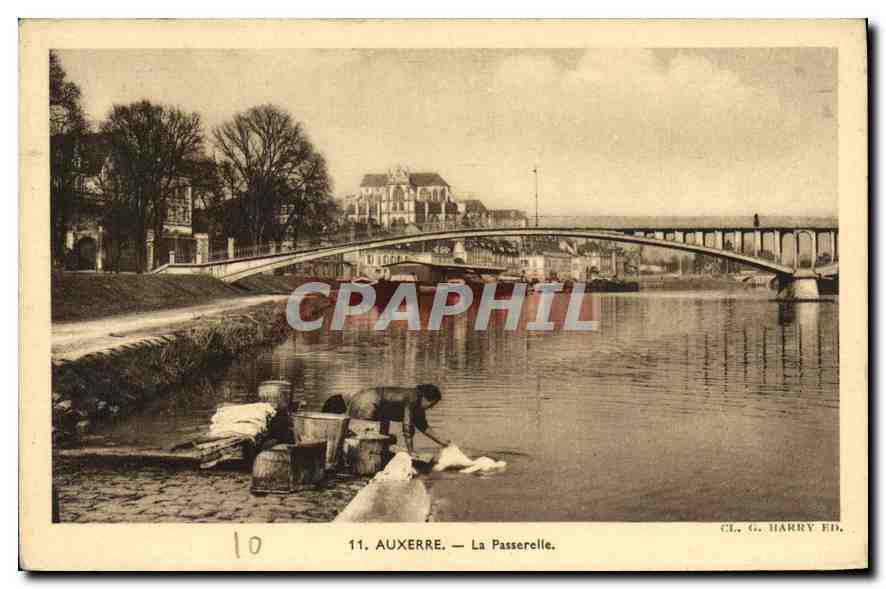 CPA Auxerre La Passerelle 