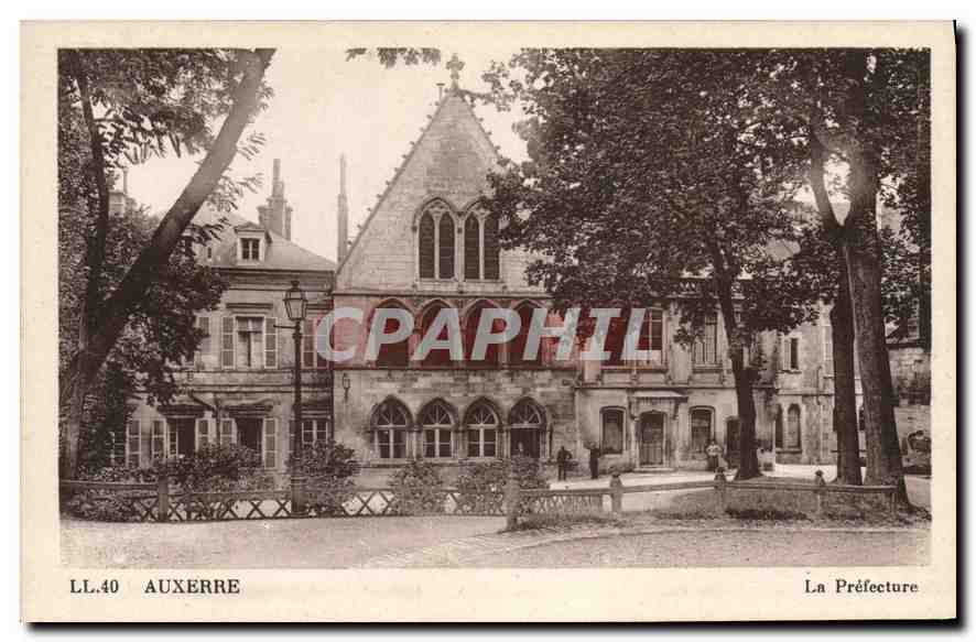 CPA Auxerre La Prefecture 