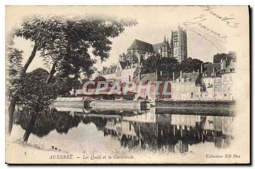 CPA Auxerre Les Quais et la Cathedrale 