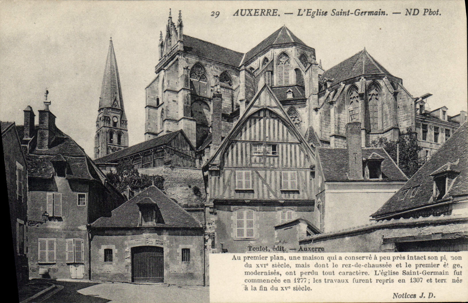 Auxerre — L'Église Saint-Germain — ND Phot.