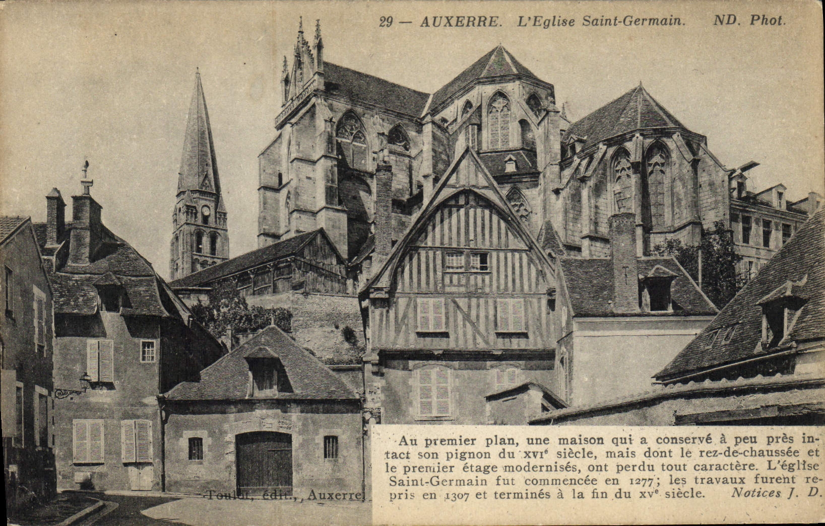 Auxerre. L'Église Saint-Germain — ND. Phot. — Toullet, édit., Auxerre
