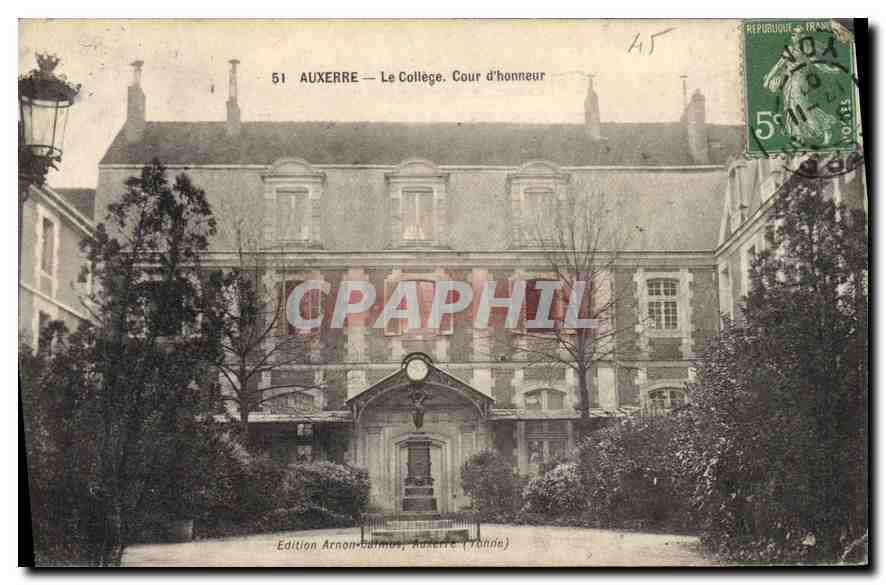 Auxerre — Le Collège. Cour d'honneur — Édition Arnon-Balmus, Auxerre (Yonne)