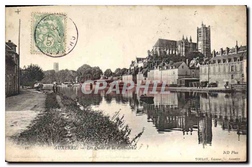 CPA Auxerre les Quais et la Cathedrale