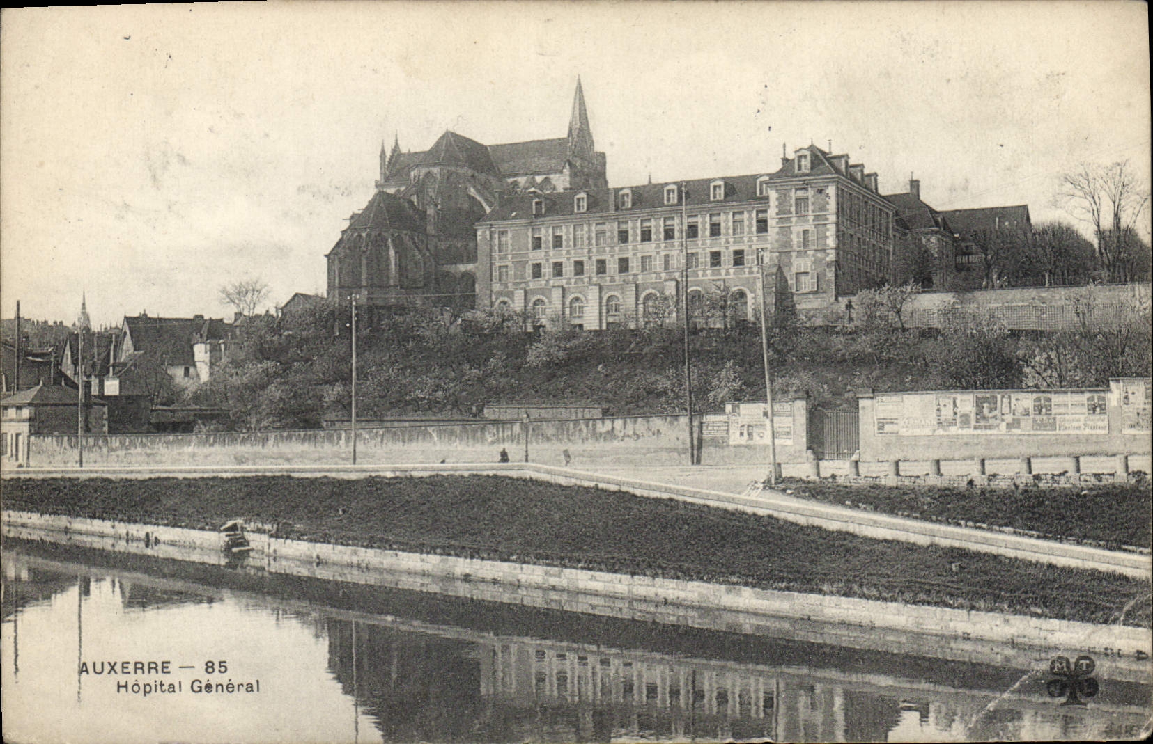 Antike Ansichtskarte Auxerre Generalkrankenhaus