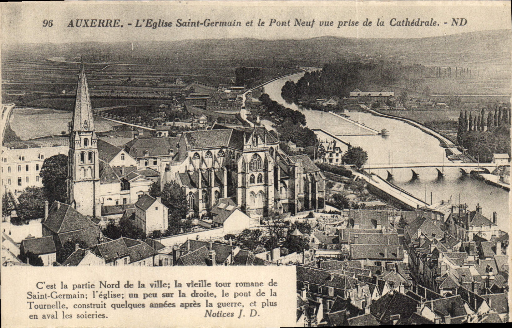 Auxerre - L'Église Saint-Germain et le Pont Neuf vue prise de la Cathédrale - ND