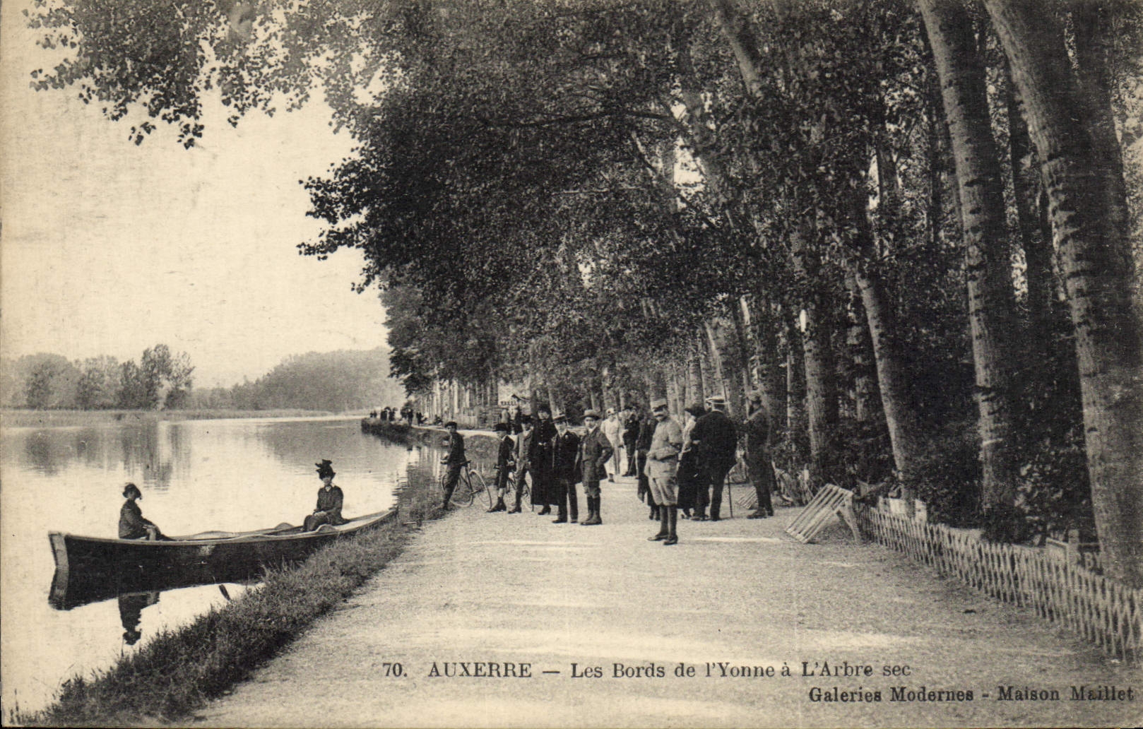 Auxerre — Les Bords de l'Yonne à L'Arbre sec — Galeries Modernes - Maison Maillet