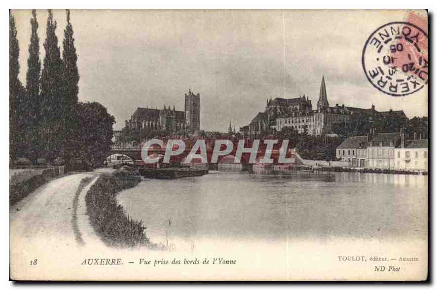 Auxerre — Vue prise des bords de l'Yonne — TOULOT, éditeur — Auxerre