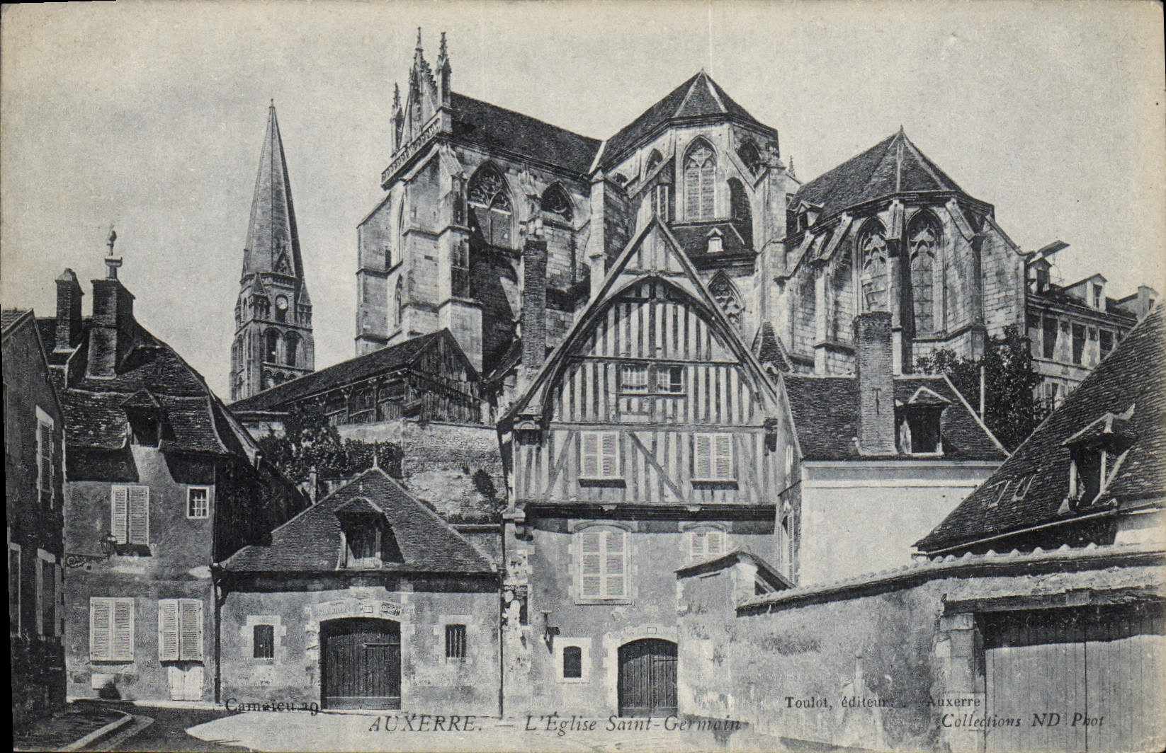 Auxerre — L'Église Saint-Germain — Toulout, éditeur