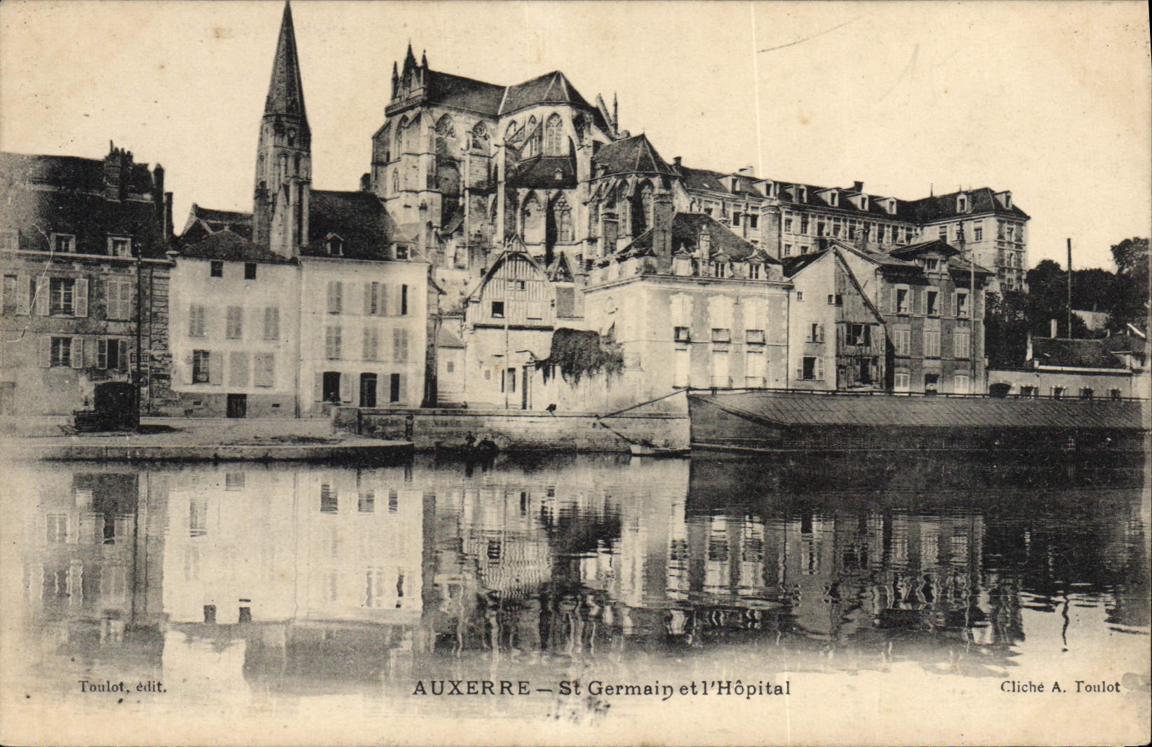 Auxerre — St Germain et l'Hôpital — Toulot, édit.