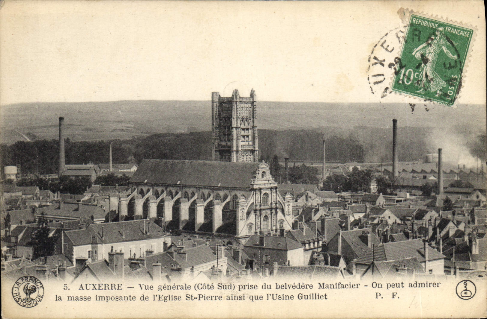Auxerre — Vue générale (Côté Sud) prise du belvédère Manificier — Éditeur P. F.