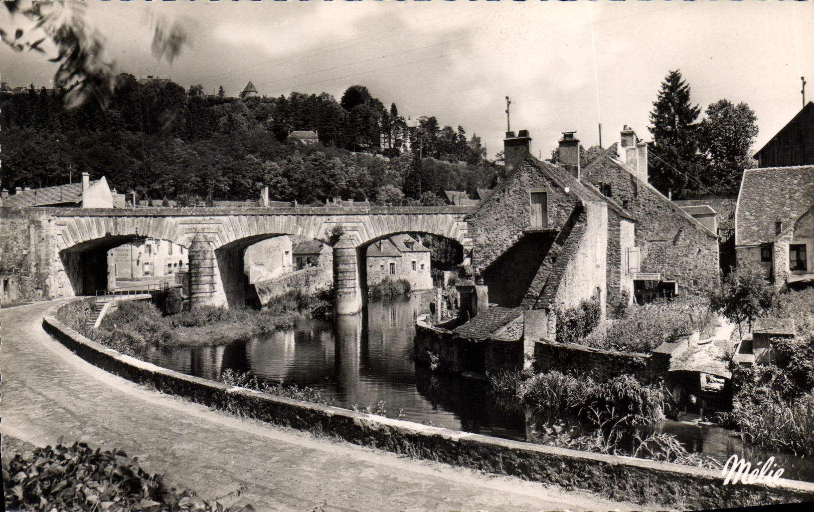 Avalon (Yonne) — Vallée du Pierro — éditeur Molie, n° 489
